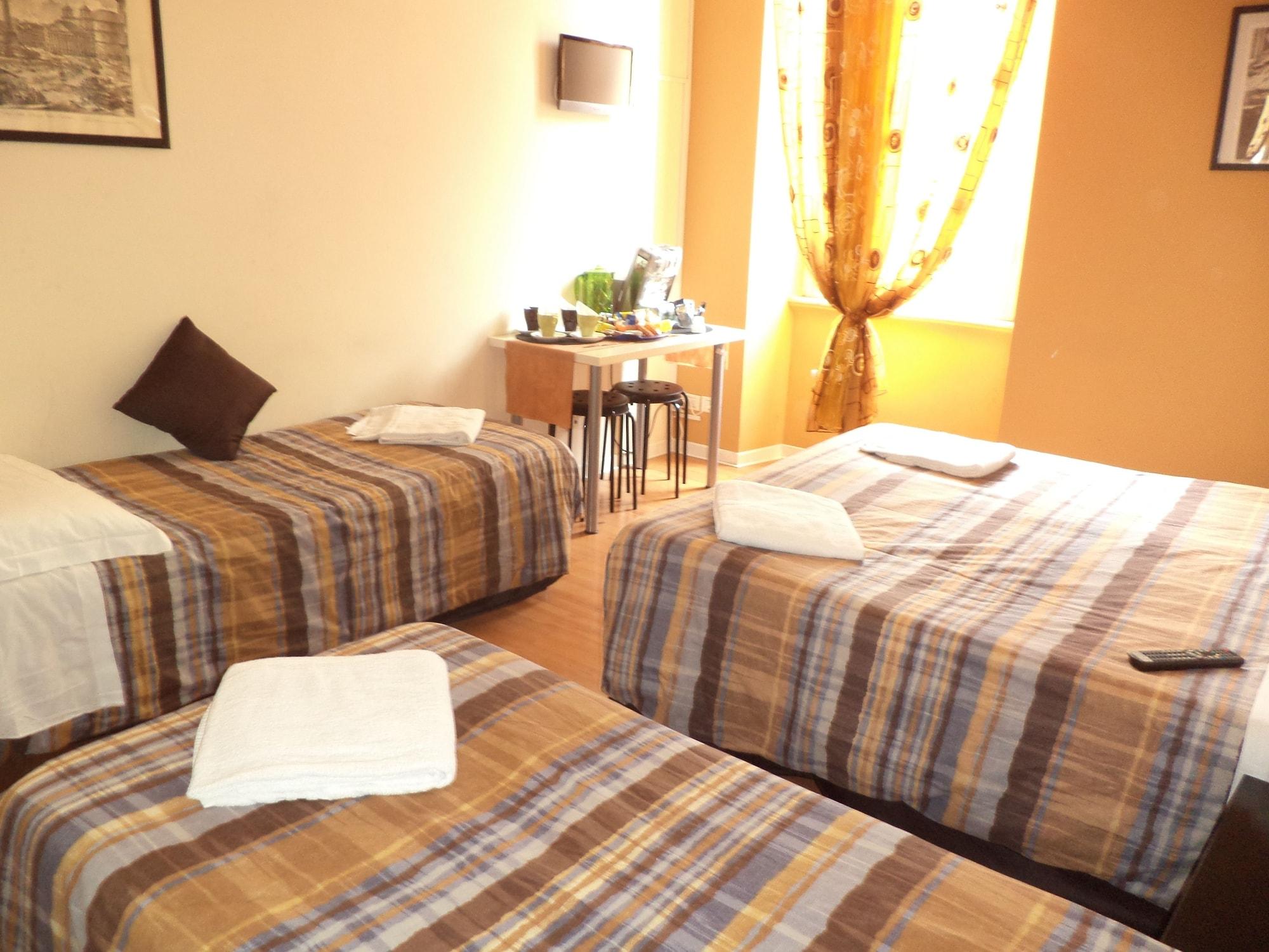 Quo Vadis Roma 2 Bed & Breakfast Exterior photo