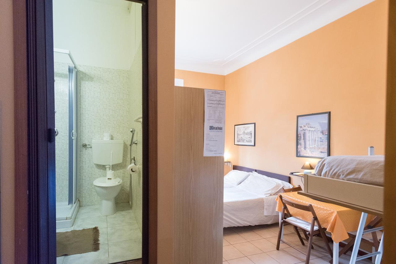 Quo Vadis Roma 2 Bed & Breakfast Exterior photo